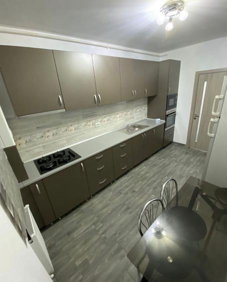 Inchiriere 2 Camere Metrou Aparatorii Patriei Aleea Tomesti