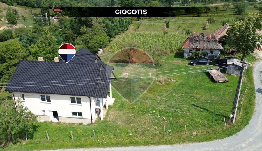 Vila deosebita de vanzare in Ciocotiș, Maramureș