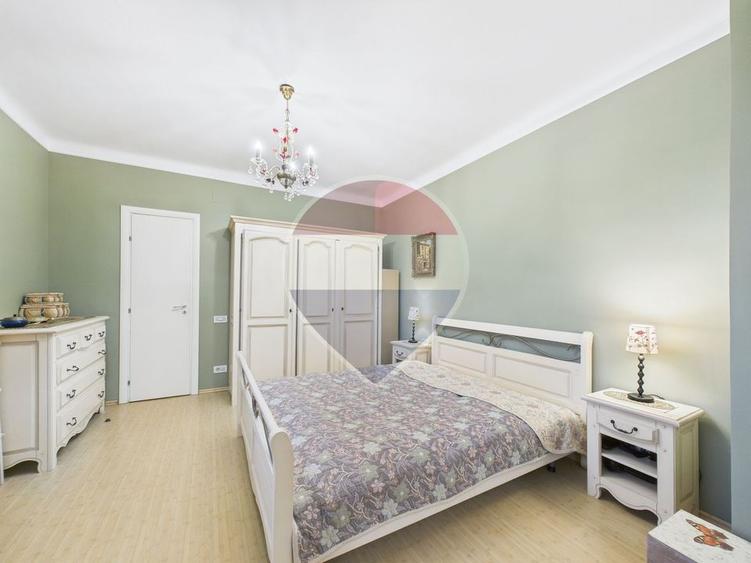 Apartament cu 2 camere de închiriat în zona Capitale