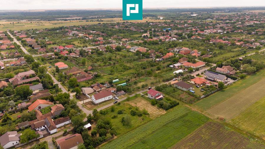 Teren intravilan de 596mp în Cicir, Vladimirescu