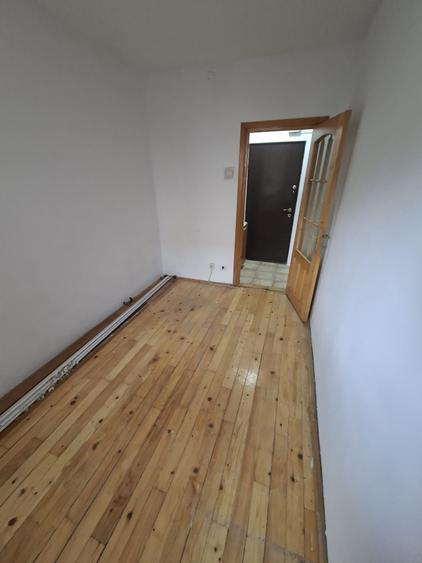 Apartament 3 camere, decomandat, zona Pacurari