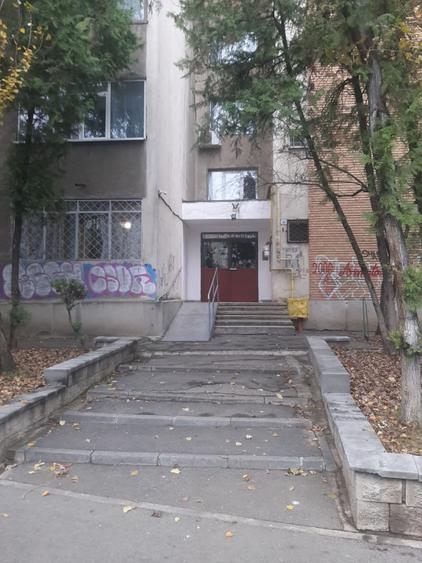 INCHIRIEZ APARTAMENT 2 CAMERE, DRUMUL TABEREI 89