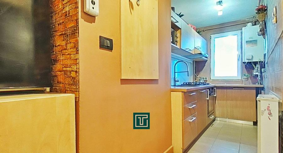 Apartament cu 2 camere complet renovat în Aurel Vlaicu – confort și vedere super
