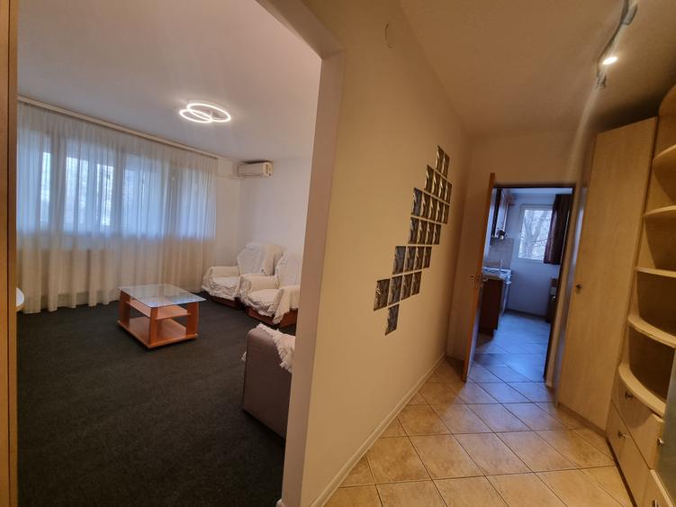 Apartament cu 2 camere de vanzare in zona Drumul Taberei metrou Favorit