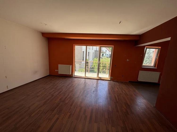 Apartament 3 camere, 2 băi, 72 mp + 8mp balcon, Mănăștur