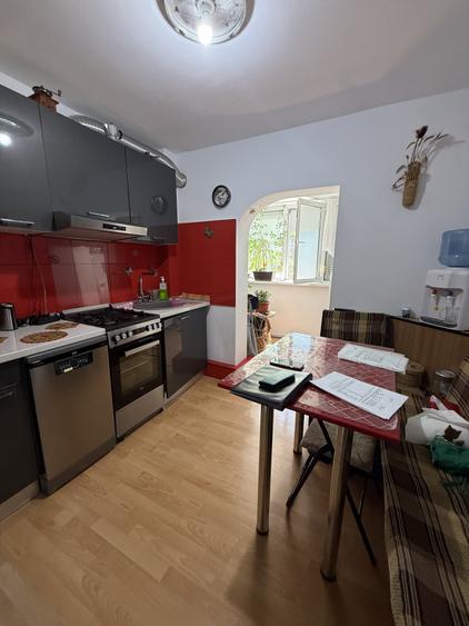 Apartament 3 camere decomandat SIDERURGISTILOR VEST