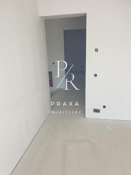 Casa tip duplex semifinisata, garaj, complex privat, zona strazii Stadionului
