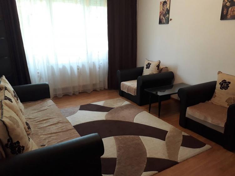 Particular închiriez apartament