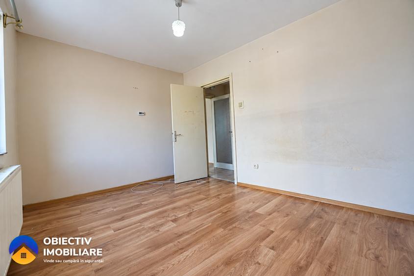 Apartament 2 camere, etaj 3, zona Mihai Eminescu, Piatra Neamt