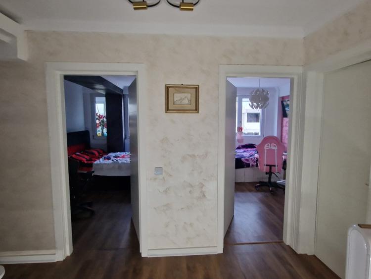 Penthouse premium 250 mp cu terasă și teren de fotbal privat Zona Romanescu