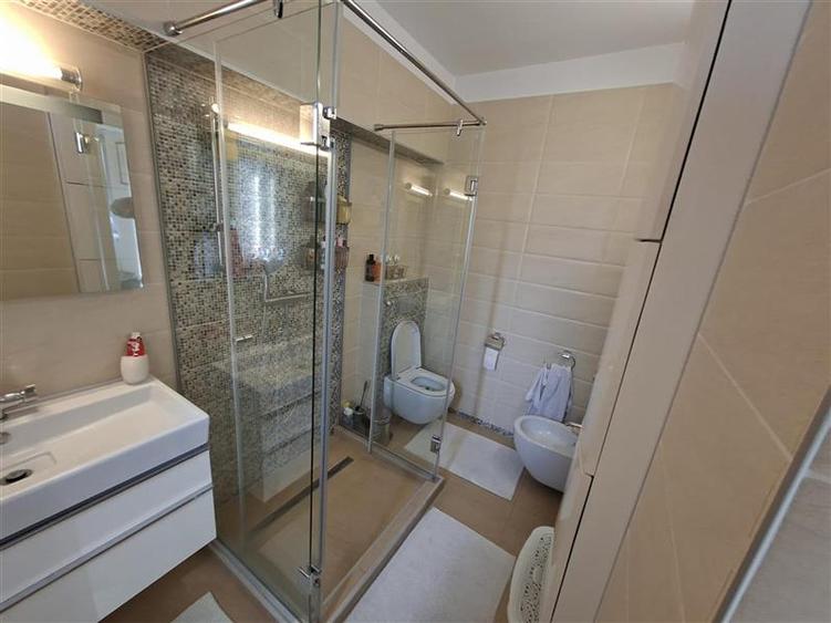 Vanzare apartament 3 camere de LUX zona FSEGA Iulius Mall, Gheorgheni
