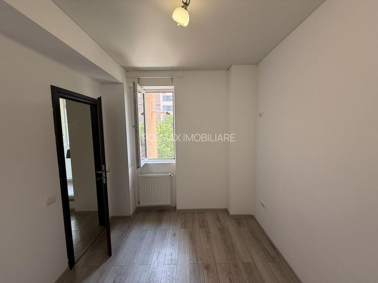 Garsonieră dublă 39mp- living + dormitor + balcon mare - Etaj 1 - 8