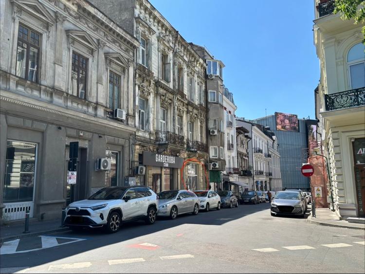 Spatiu comercial Calea Mosilor, zona Unirii, spate magazin Cocor