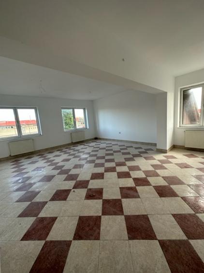 ZONA MARGEANULUI clădire birouri, finisată complet de la 10mp la 25mp!