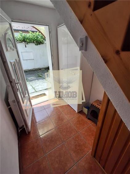 Apartament la casa 78 mpu pivnita| curte si parcare zona centrala