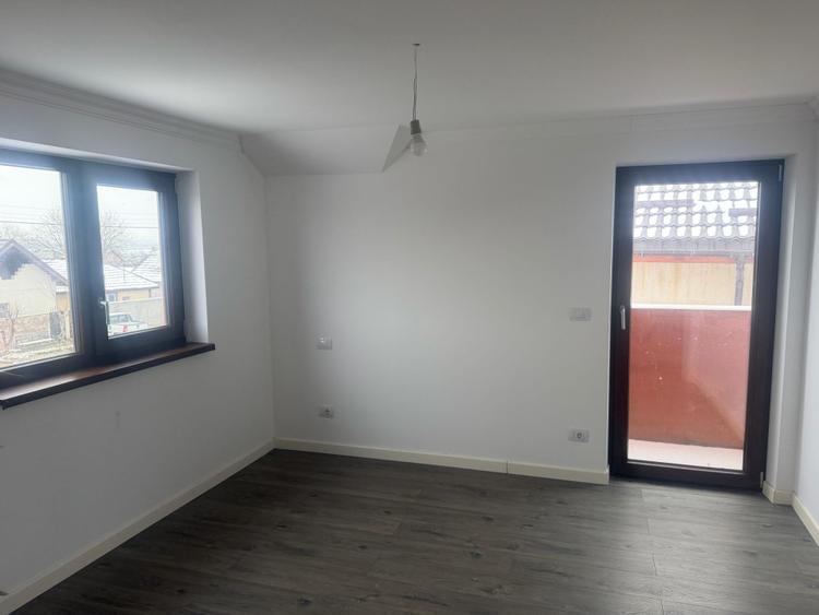 Casa deosebita 280 mp utili, 2000 mp teren, zona Podari (schimb cu apartament )