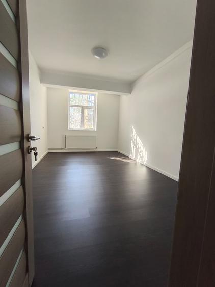 Apartament 3 camere complet renovat de vânzare – Fundatie / Blocurile Rusești