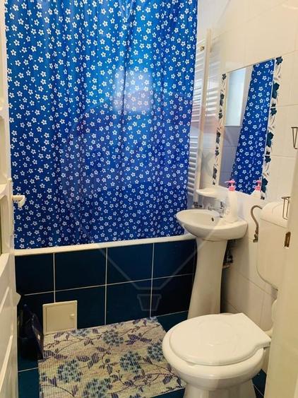 Apartament cu 2 camere în centrul vechi de închiriat
