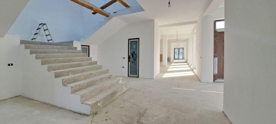 Vila deosebită cu destinație multiplă