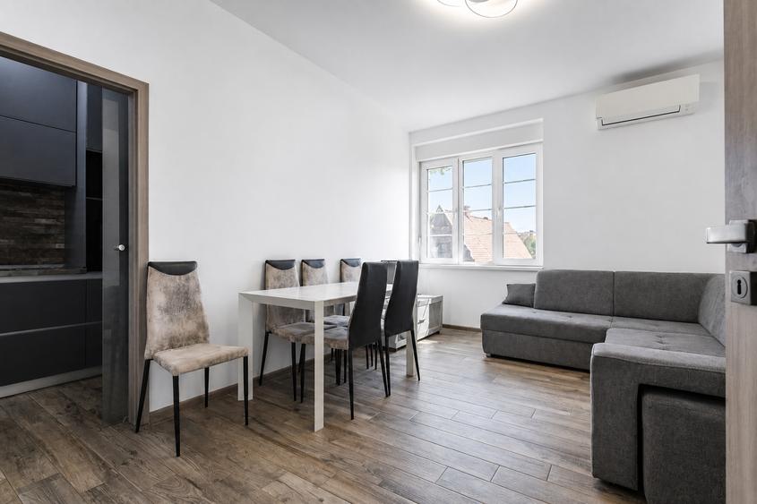 Apartament 3 camere ultracentral, 80 mp | 2+ Locuri de parcare private | Piața 7