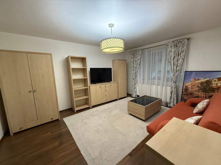 Apartament 4 camere, parter, 84 mp, Str. Cerna nr. 27, Râmnicu Vâlcea