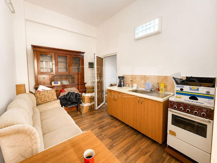 Spațiu birouri de închiriat | Ultracentral | 700 €/lună - 8