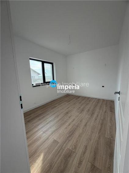 Casa 3 cam, 2 bai, Beci, canalizare, Ciurbesti Miroslava - 6