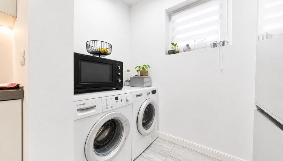 Casă modernă 3 camere în Via Carmina – Vladimirescu