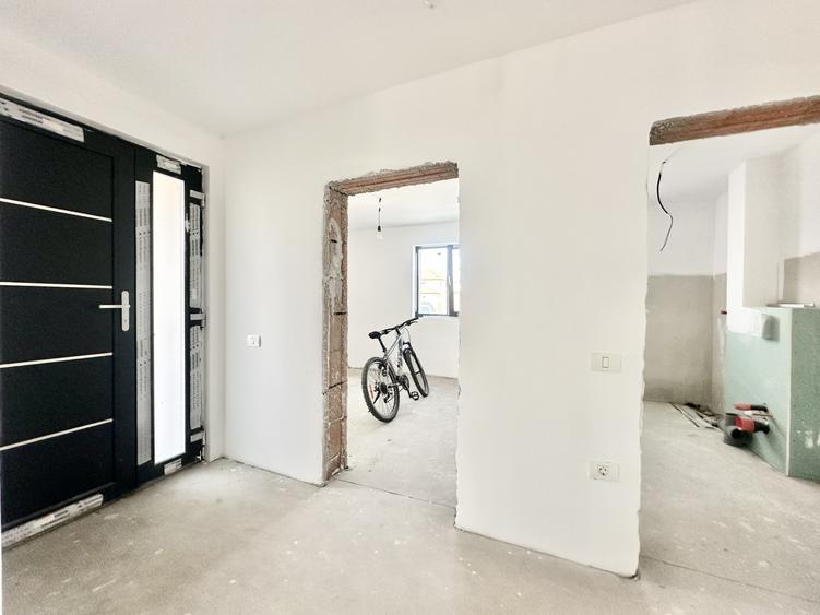 Duplex cu 4 camere - zid dublu - 130 mp utili - Bazosu Nou