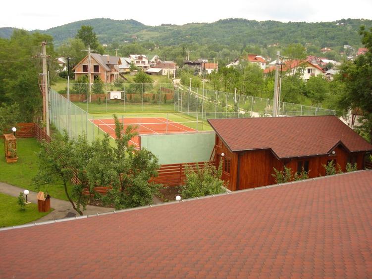 Vila Valea Prahovei Cornu ,piscina interioara, pretabila camin varstnici