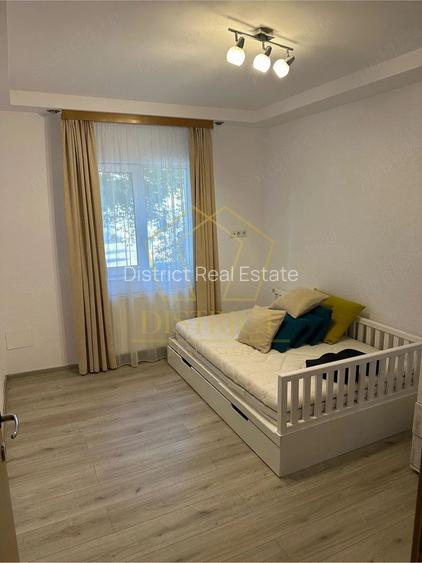 Apartament cu 3 camere, decomandat, etaj 1- Calea Girocului - 8