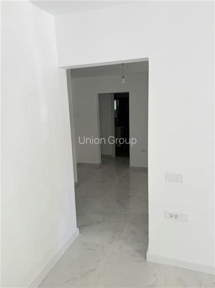 Spatiu Comercial Stradal, cu Vad, Renovat Complet - 3