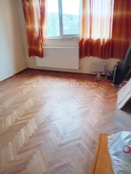 Vanzare apartament 3 camere tiglina 2, BLD G. COSBUC - 3