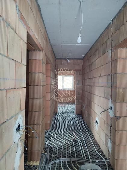 Casa finisata la cheie-4 camere-teren 480 mp- Dealul Jelnei