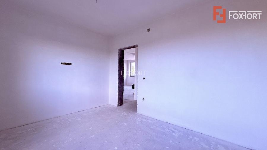 Casa tip triplex cu 2 camere de vanzare in Sanandrei - 6