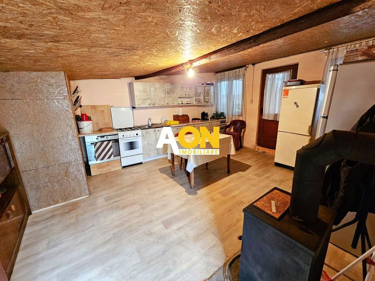Casa 4 camere, S+P+1, semifinisata, 1424 mp teren, Oarda de Jos
