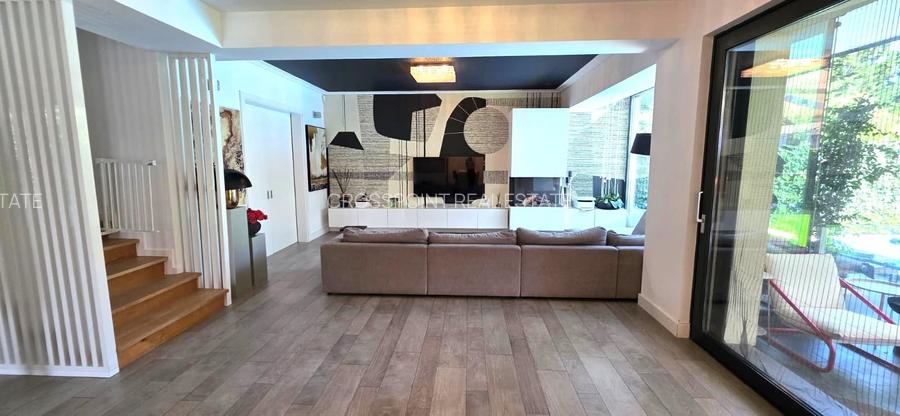 Iancu Nicolae, vila moderna cu piscina si gradina privata - 2