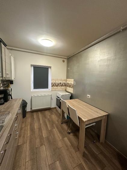 Apartament de vanzare - direct de la proprietar - zona UMT - 5