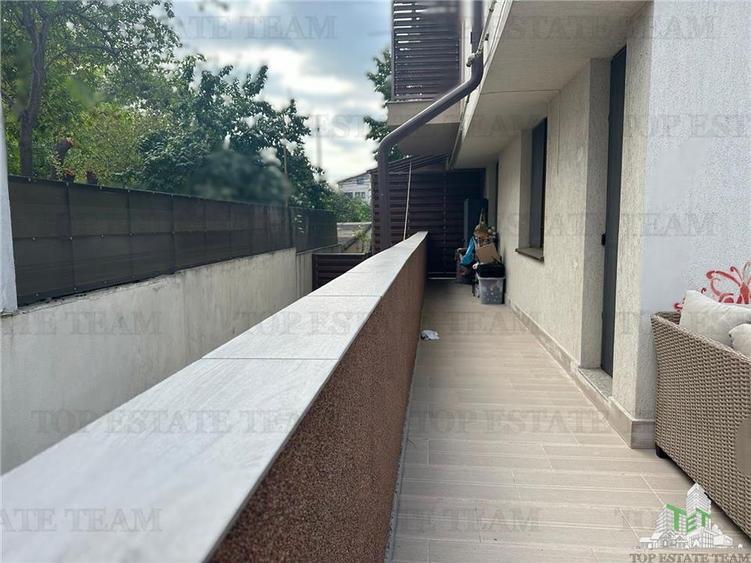 PLATA IN RATE - Apartament 3 camere cu terasa de vanzare in zona Parc Bazilescu