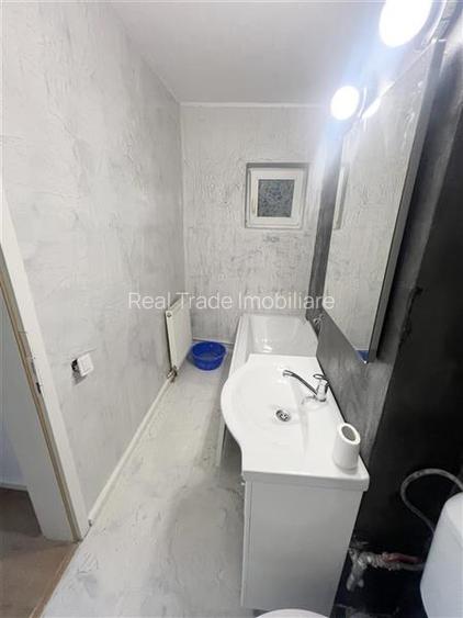 Apartament 2 camere decomandat etajul 1 zona Onix - 12