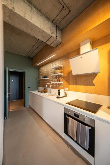 Vedere la mare apartament deosebit mobilat lux chirie termen lung
