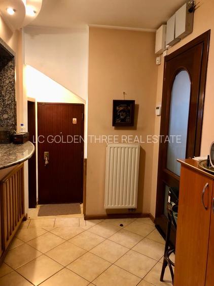 Vila interbelica renovata in zona Vatra Luminoasa