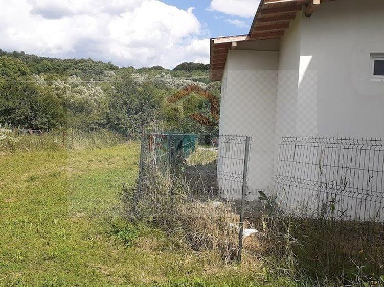 Hală industrială de închiriat 1.200 mp Godeni Argeș Depozitare / Producție