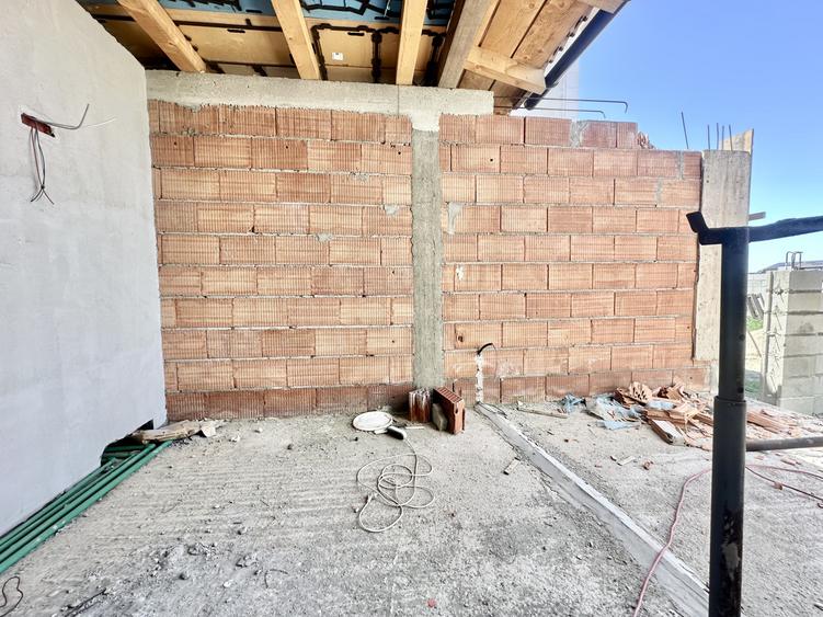 Duplex individual cu garaj propriu si 133 mp utili in Mosnita Noua - Mcity
