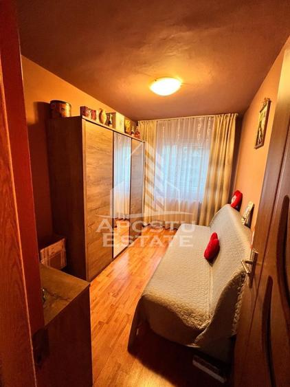 Apartament cu 3 camere, de vanzare, zona Dambovita, Timisoara