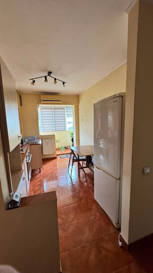 VANZARE APARTAMENT 2 CAMERE/CRANGASI/STRADA CEAHLAU