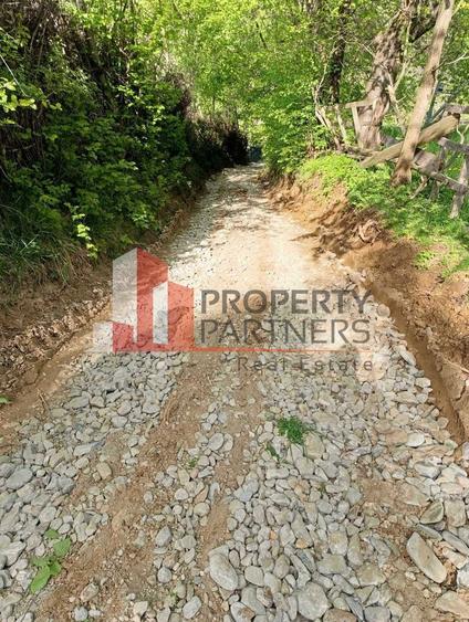 Teren 1.750 mp Bran – Poarta |Autorizatie si Fundatie | Utilități complete