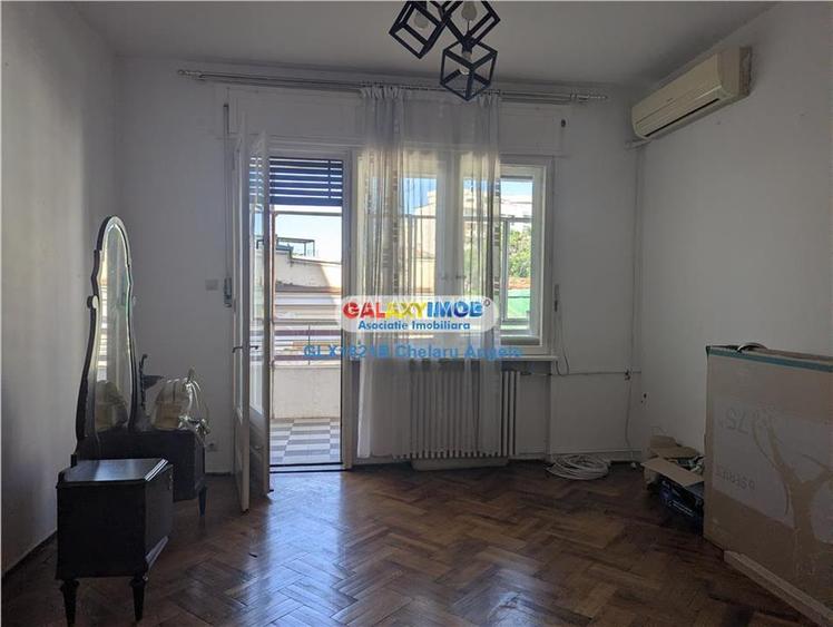 Unirii apartament 7 camere,suprafata utila 198 mp,stare bună