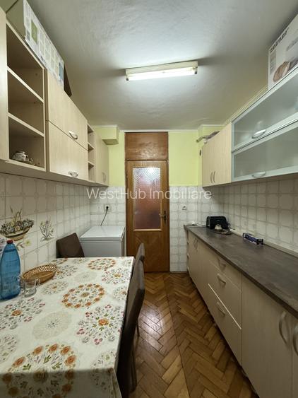 Apartament cu 3 camere, decomandat, parter - Lipovei - 4