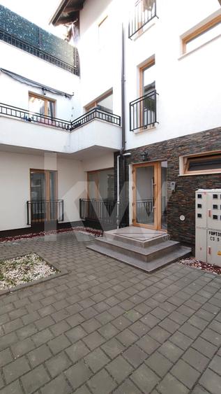 Apartament de vanzare cu 4 camere Arhitectilor